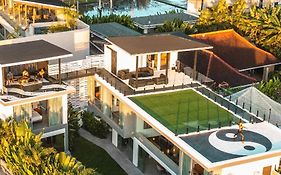 The Jendela House